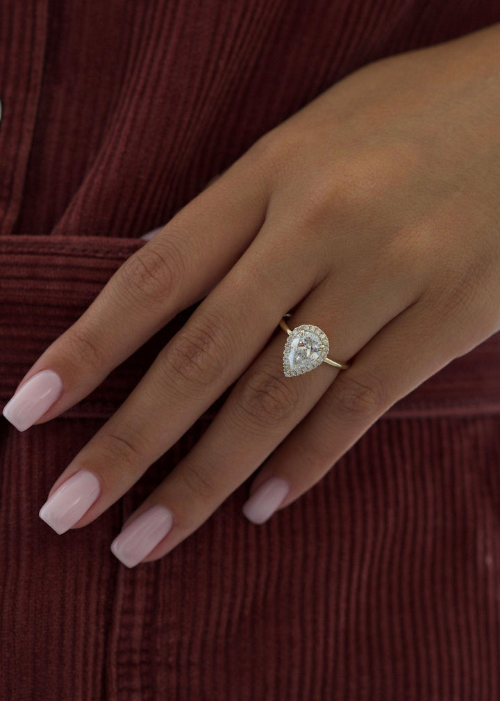 2ct Pear Halo G-VS2 Lab Grown Diamond Engagement Ring