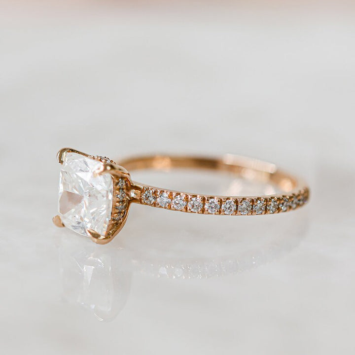 cushion-solitaire-e-vs2-diamond-engagement-ring