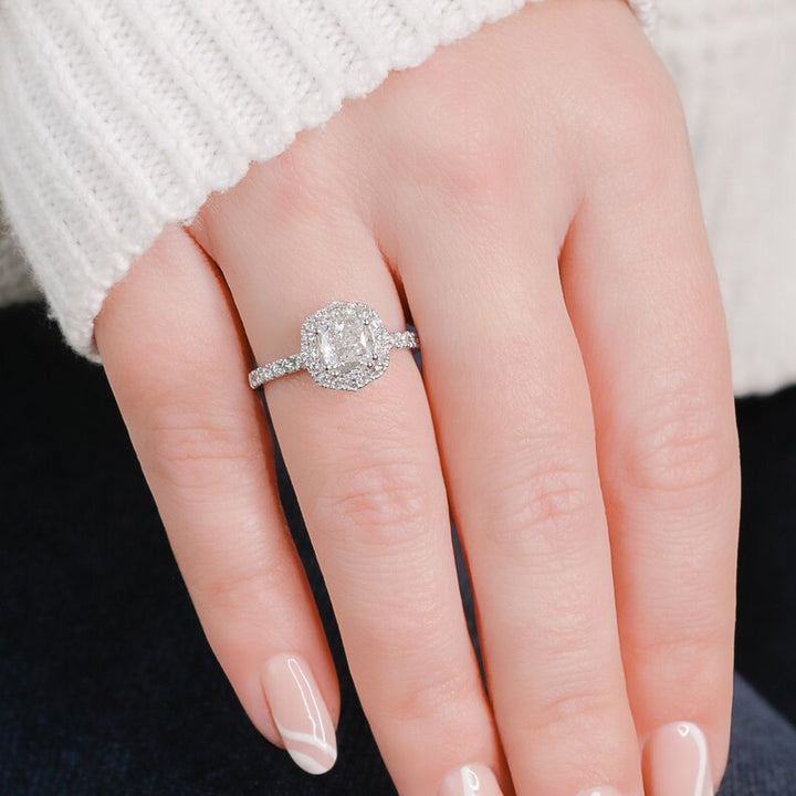 cushion-halo-f-vs1-diamond-engagement-ring
