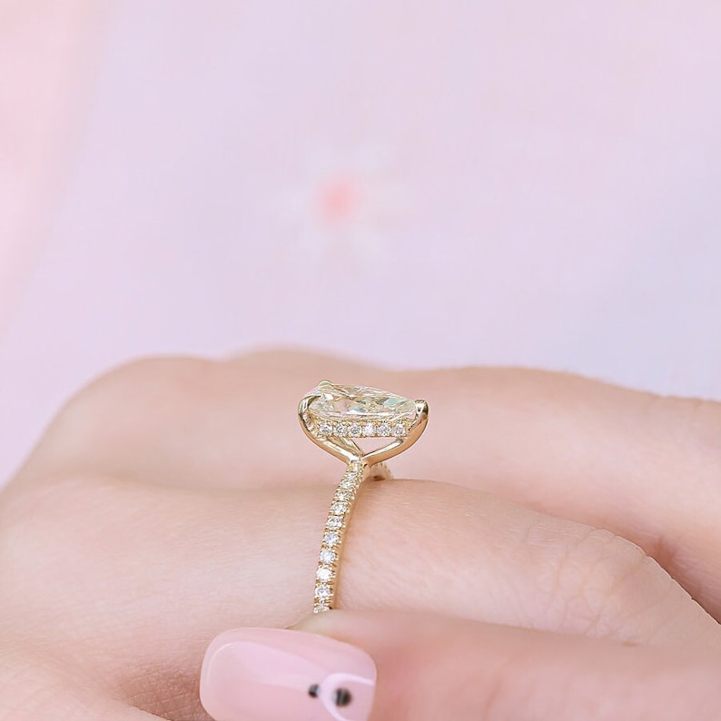 pear-hidden-halo-pave-cvd-f-vs2-diamond-engagement-ring