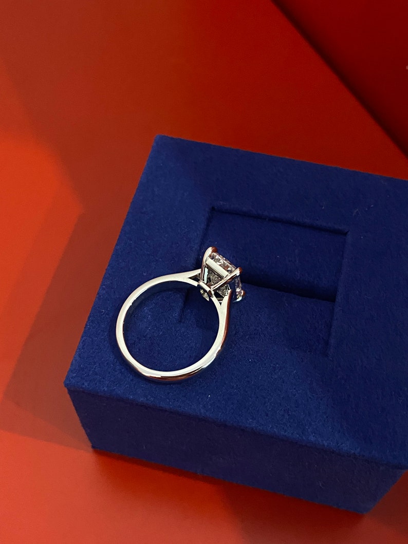 2.50ct-3.50ct Radiant Cut Lab Grown Diamond Solitaire Engagement Ring