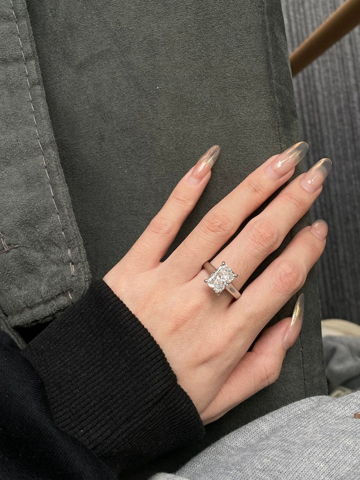2.50ct-3.50ct Radiant Cut Lab Grown Diamond Solitaire Engagement Ring