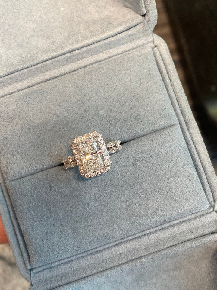 2.50ct-3.50ct Radiant Cut Lab Grown Diamond Halo Engagement Ring