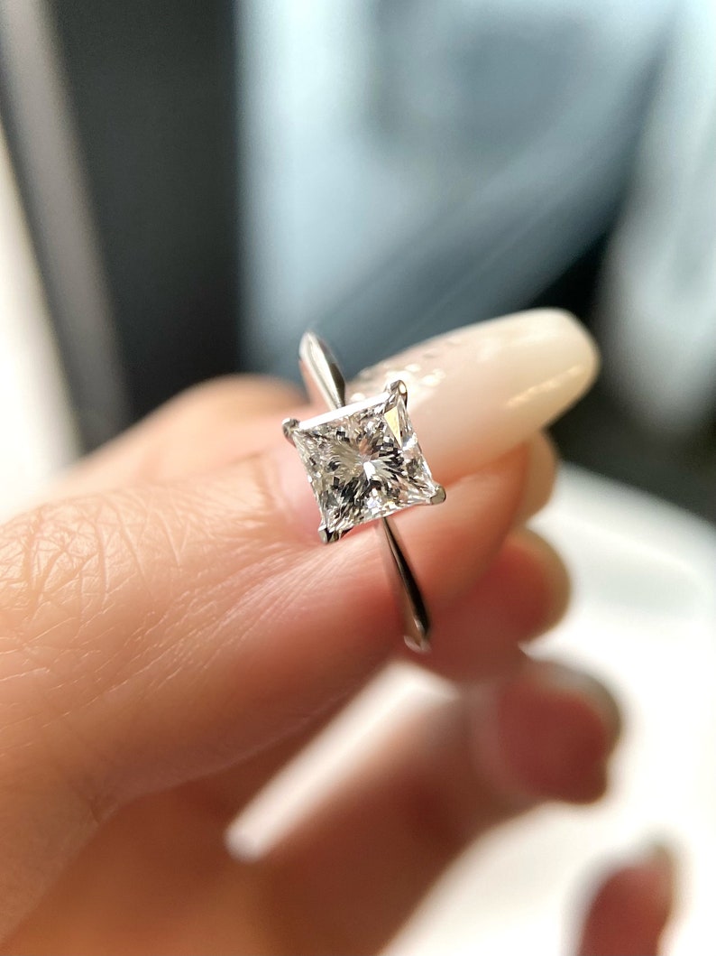 1.0ct-2.0ct Princess Cut Lab Grown Solitaire Diamond Engagement Ring