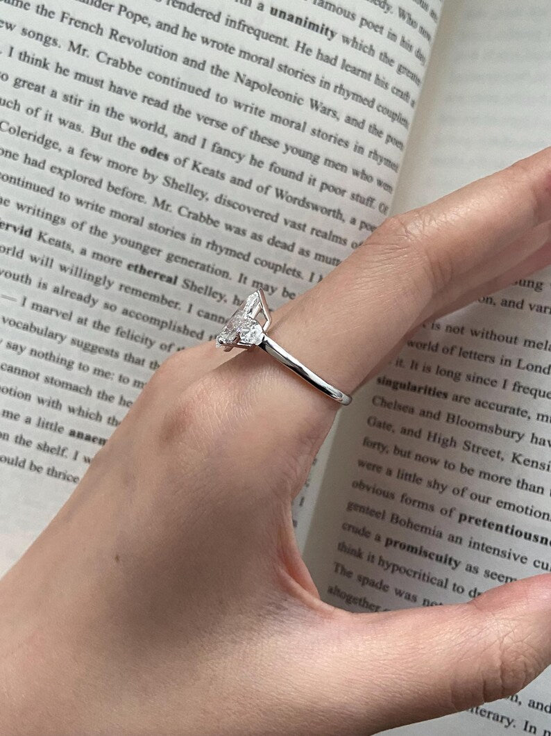 2.50ct-3.50ct Pear Cut Lab Grown Diamond Three Stone Engagement Ring