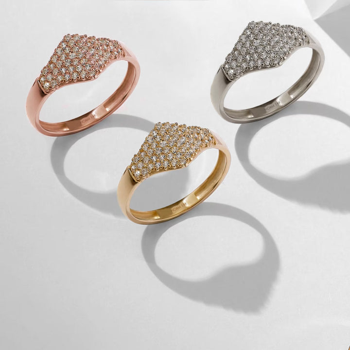 Round Cut Moissanite Lab Grown Diamond Wedding Ring in Solid Gold