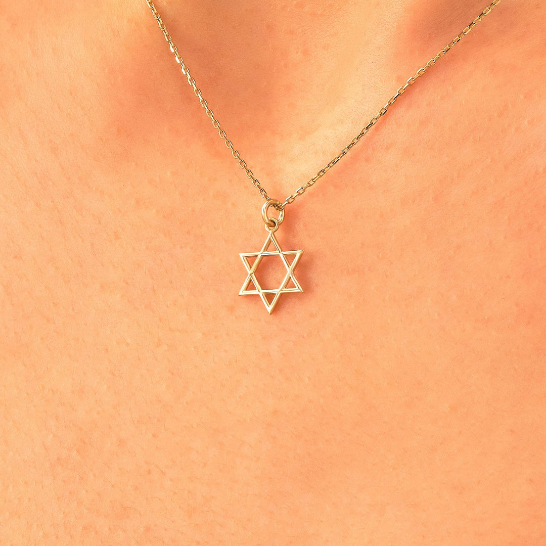 Star Charm Lab Grown Diamond Pendant Necklace in 14K Gold