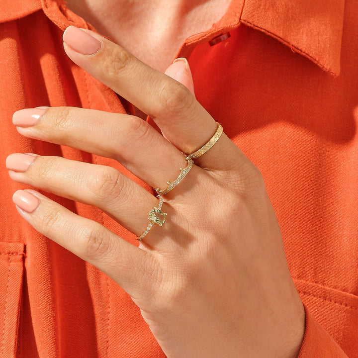 Round Cut Moissanite CVD Diamond Crown Wedding Band in Solid Gold