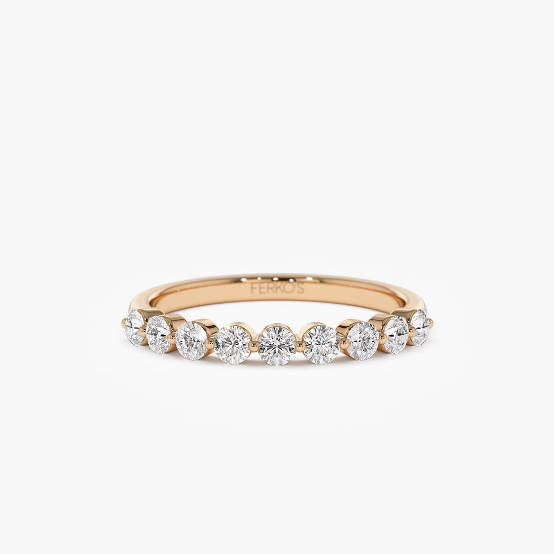 Round CVD Diamond Shared Prong Wedding Band in Gold