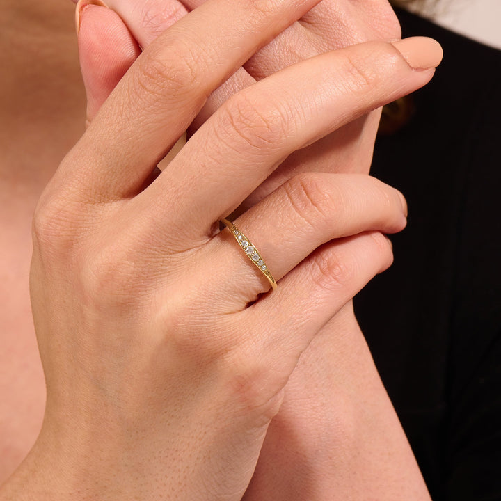 Round Cut Lab Grown Diamond Wedding Band Gift in 10K Gold