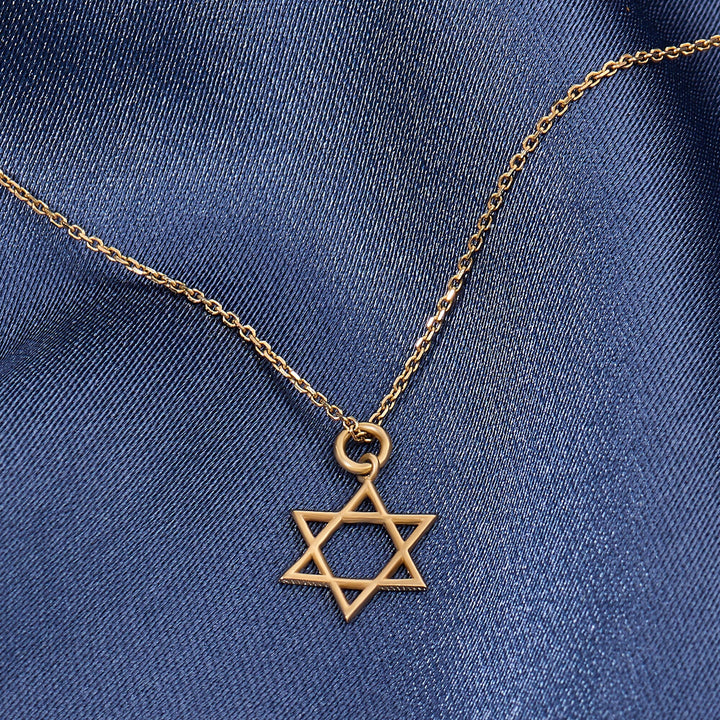 Star Charm Lab Grown Diamond Pendant Necklace in 14K Gold