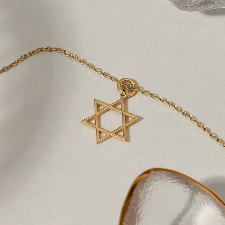 Star Charm Lab Grown Diamond Pendant Necklace in 14K Gold