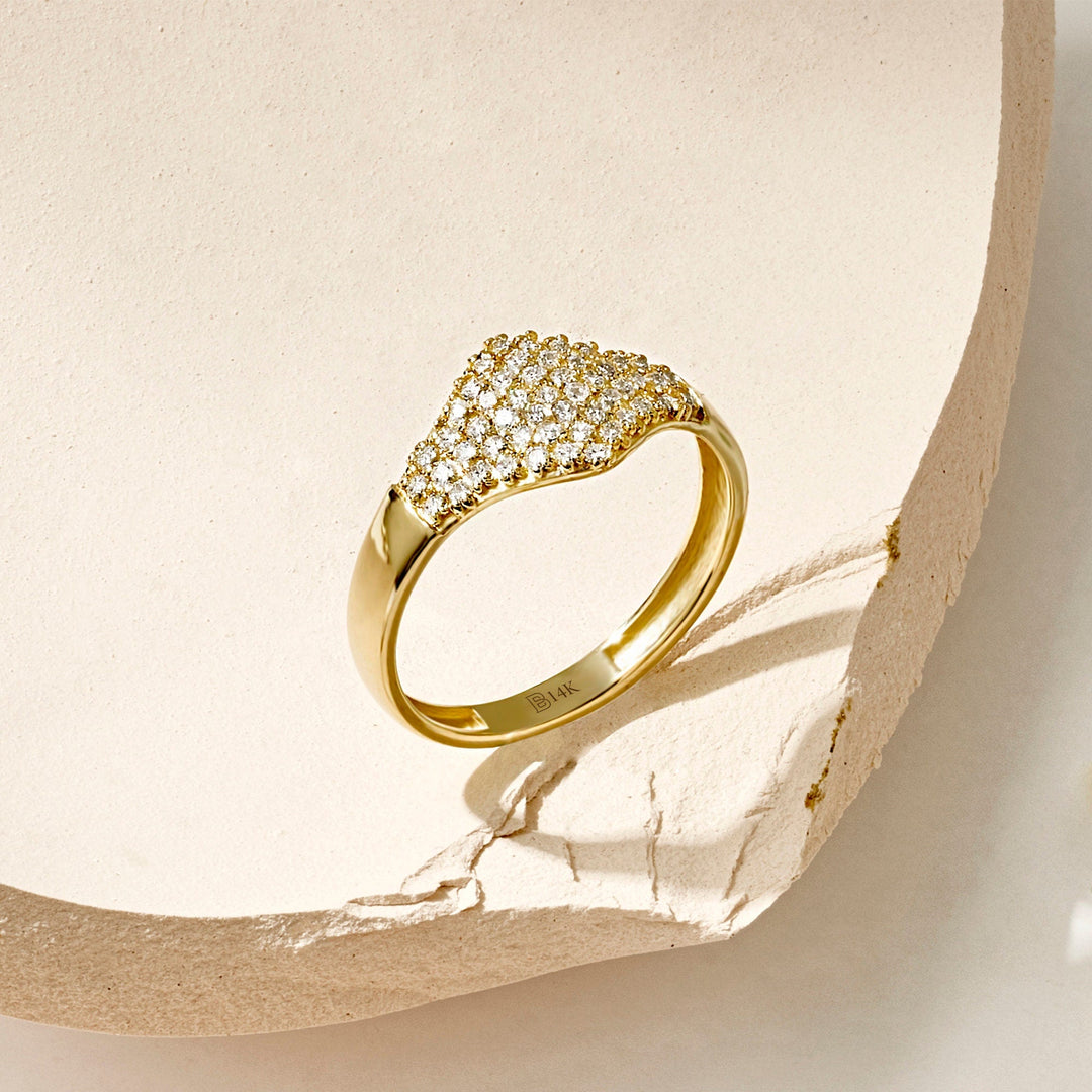 Round Cut Moissanite Lab Grown Diamond Wedding Ring in Solid Gold