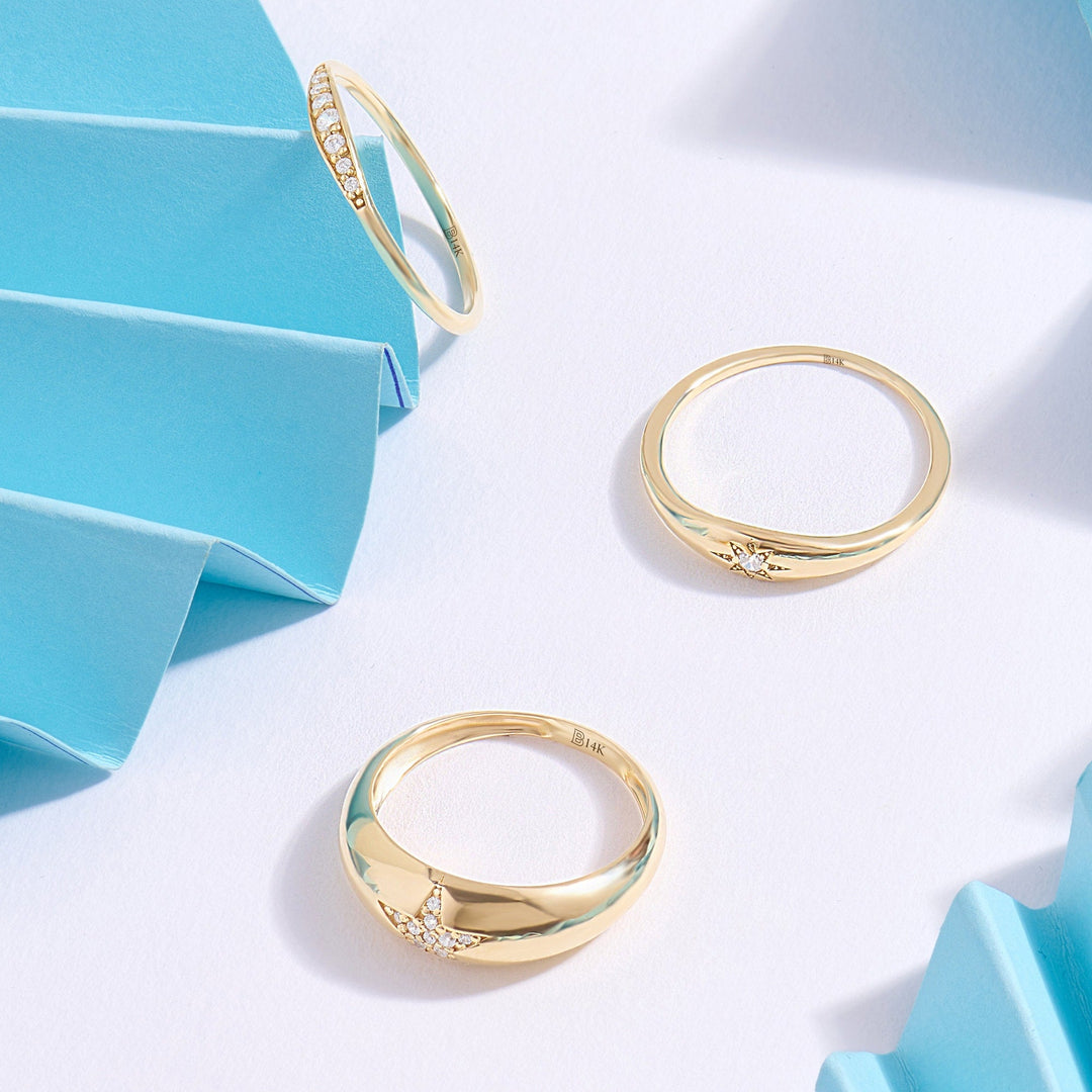 Round Cut Lab Grown Diamond Wedding Band Gift in 10K Gold