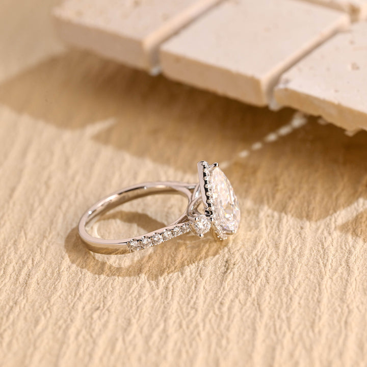 1.50ct-2.50ct Pear Cut Halo Lab Grown Diamond Cluster Engagement Ring