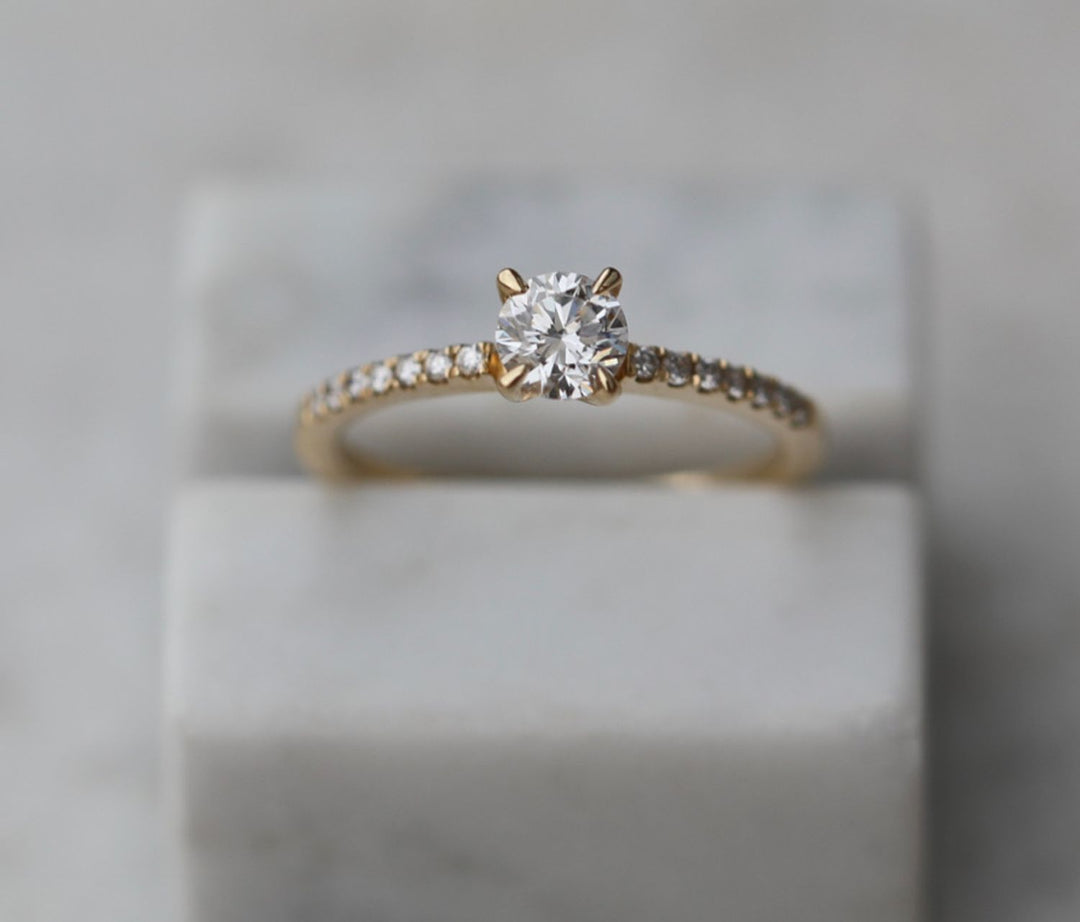 0-50-ct-round-solitaire-cvd-f-vvs1-diamond-engagement-ring