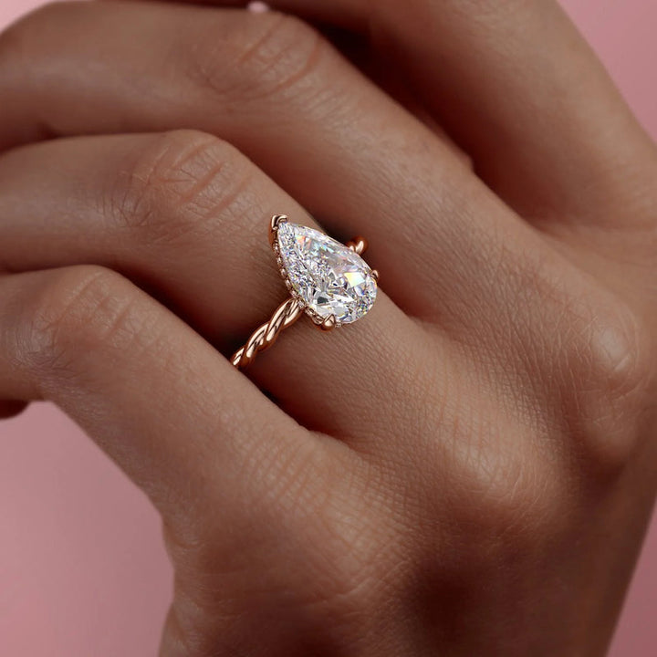 2.0CT Pear Lab Grown F/VS2 Diamond Twisted Engagement Ring