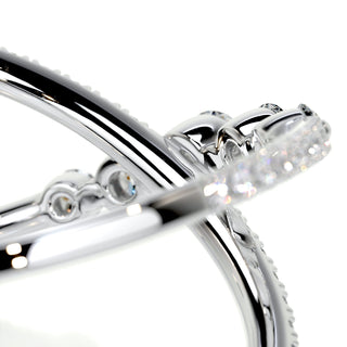 round-criss-cross-cvd-ef-vvs-diamond-wedding-band