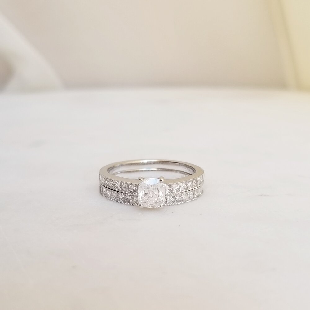 0-54-ct-cushion-solitaire-cvd-f-vs2-diamond-engagement-ring