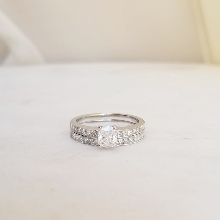 0-54-ct-cushion-solitaire-cvd-f-vs2-diamond-engagement-ring