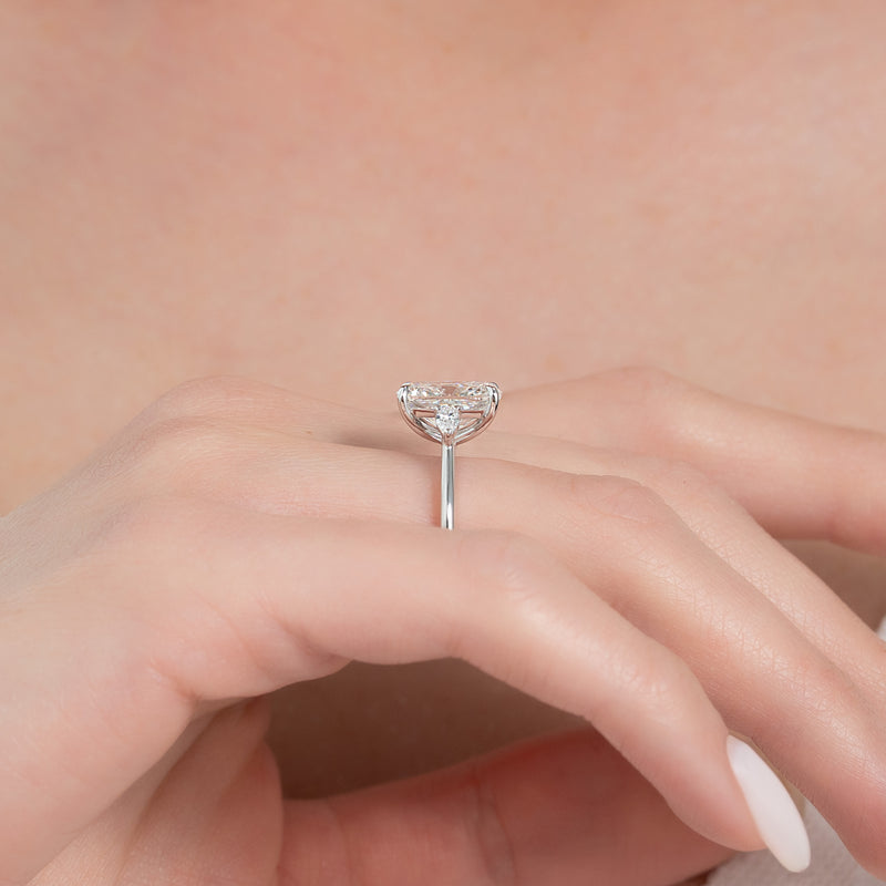 4.0CT Cushion Lab Grown E/VS1 Three Stone Diamond Engagement Ring