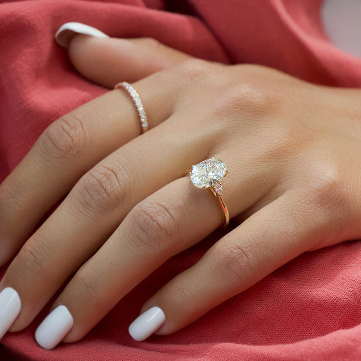 3.50CT Oval Lab Grown E/VVS2 Diamond Three Stone Engagement Ring
