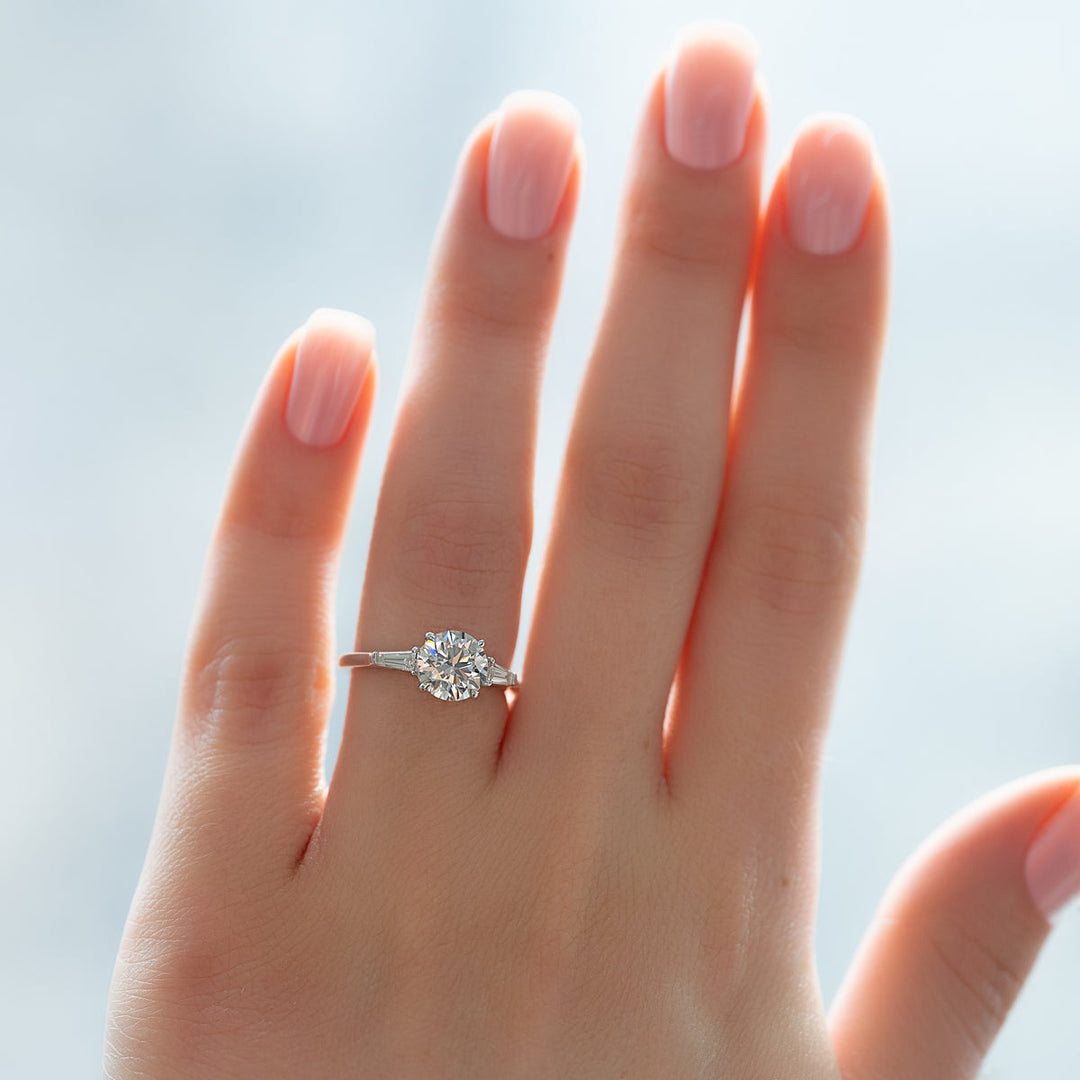 2.50CT Round Lab Grown E/VVS1 Diamond Three Stone Engagement Ring