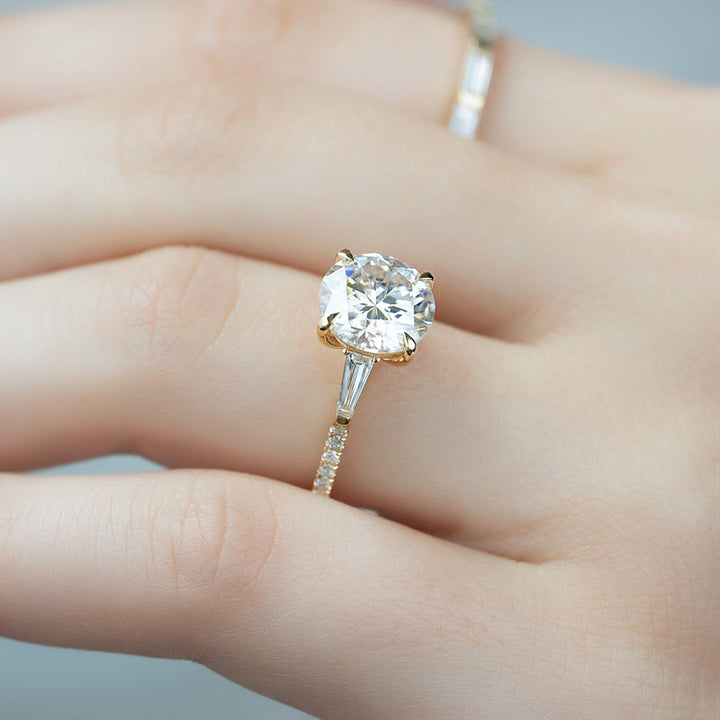 3.50CT Round Lab Grown F/VS1 Diamond Three Stone Engagement Ring