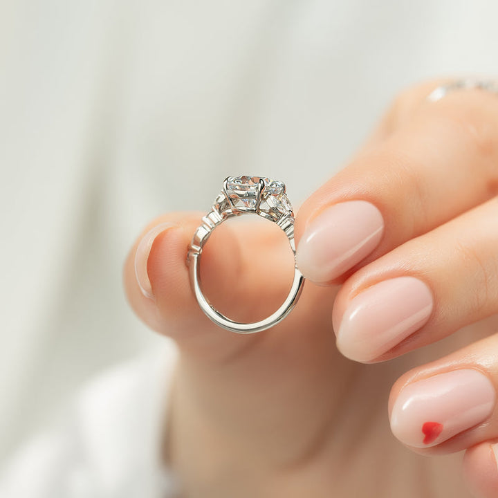 3.50CT Round Lab Grown F/VS2 Diamond Cluster Engagement Ring