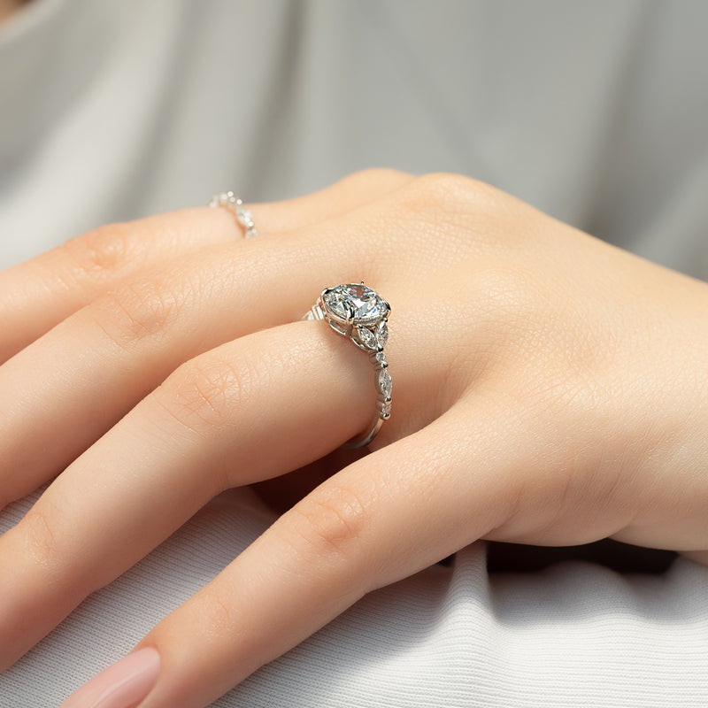 3.50CT Round Lab Grown F/VS2 Diamond Cluster Engagement Ring