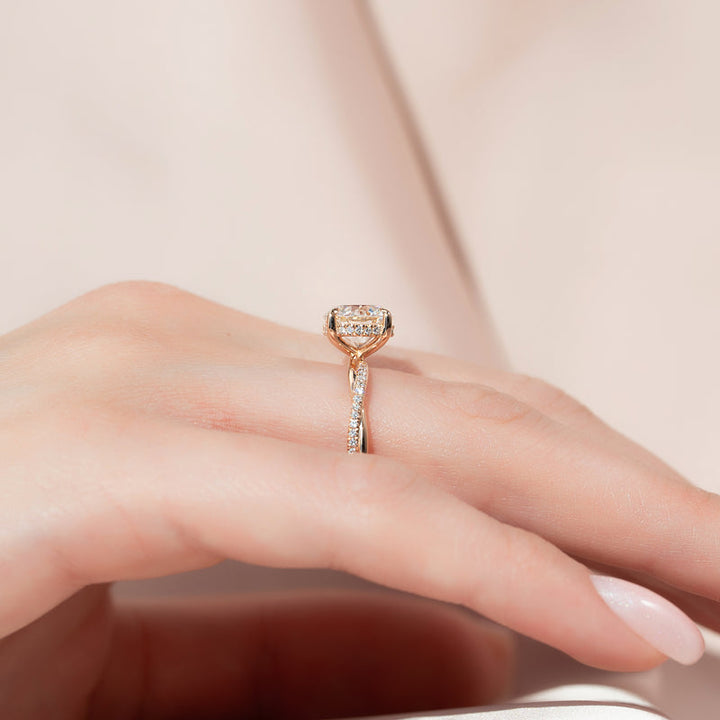 2.0CT Round Lab Grown F/VS1 Diamond Infinity Engagement Ring