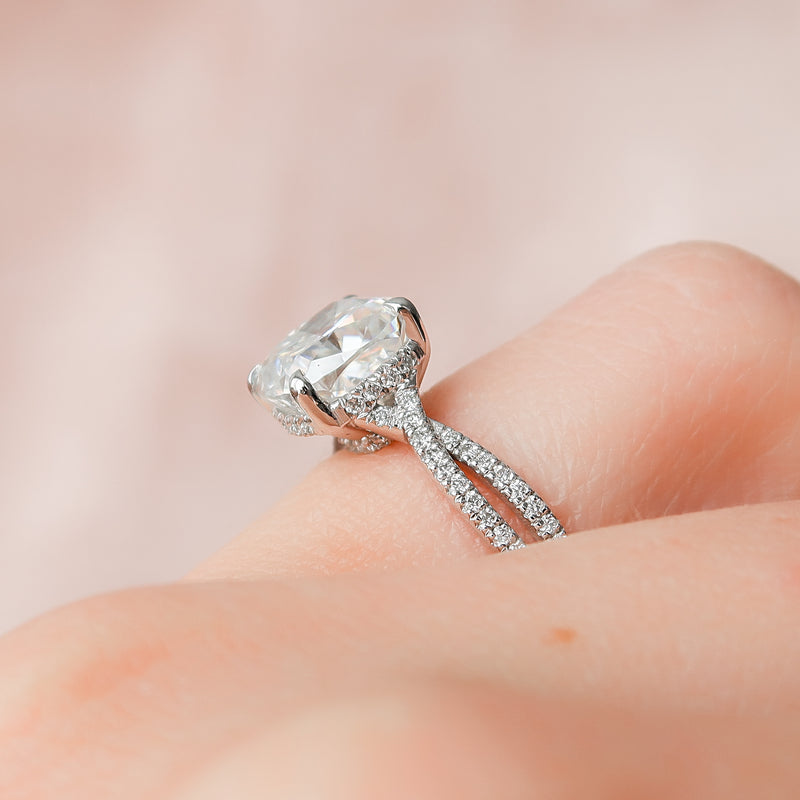 3.0CT Cushion Lab Grown F/VVS2 Diamond Infinity Engagement Ring