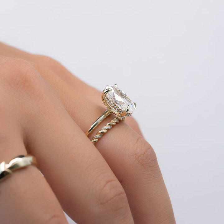 1.50CT Oval Lab Grown E/VS2 Diamond Hidden Halo Engagement Ring