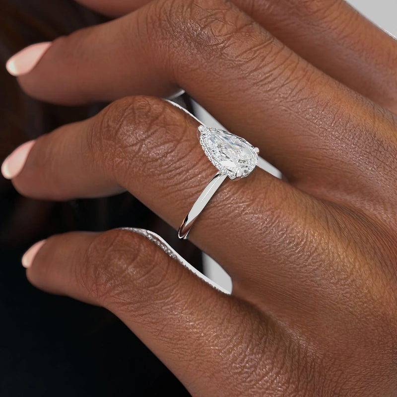2.50CT Pear Lab Grown D/VVS1 Diamond Solitaire Engagement Ring