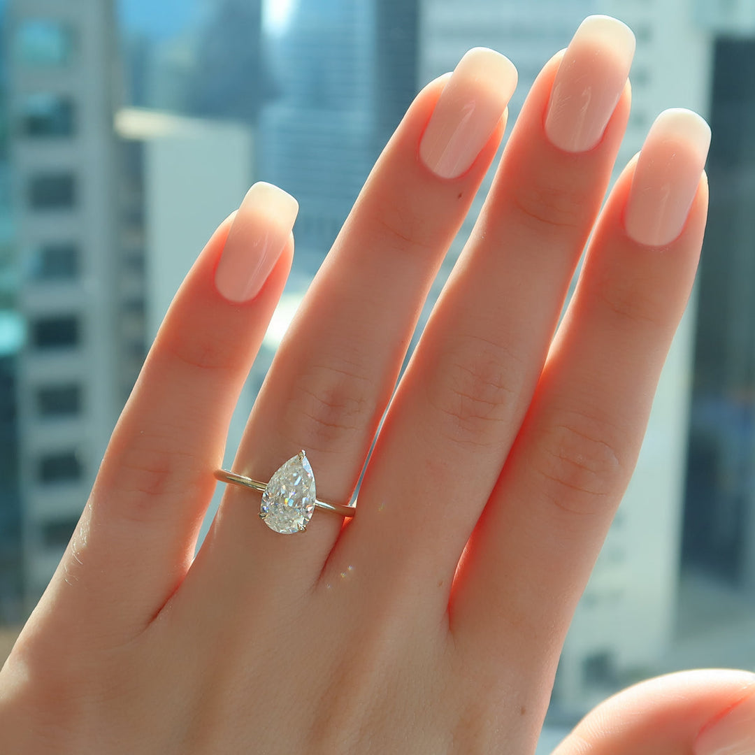 2.50CT Pear Lab Grown D/VVS1 Diamond Solitaire Engagement Ring