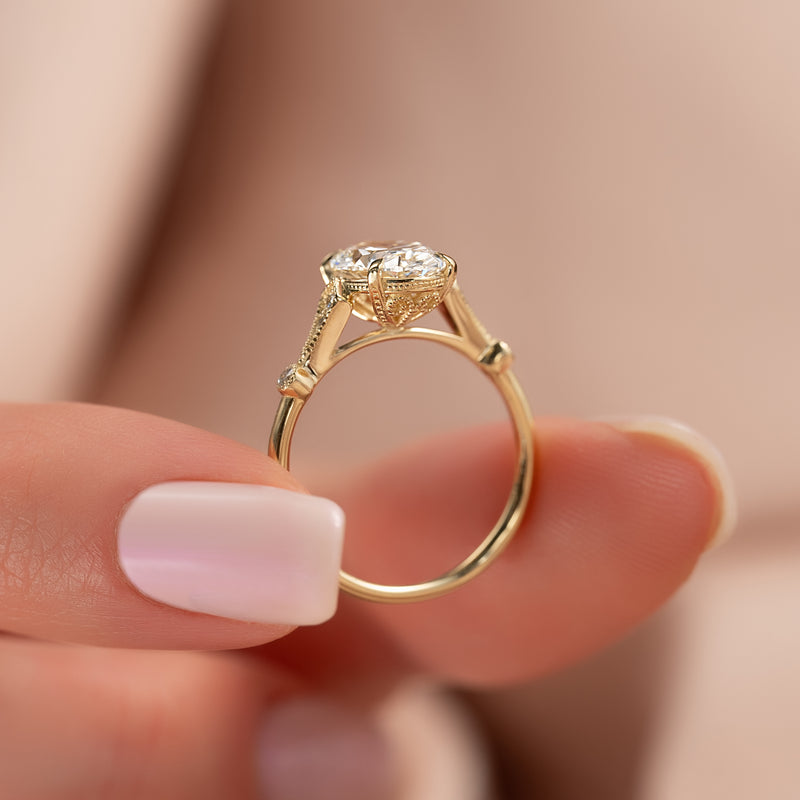 2.50CT Oval Lab Grown F/VS1 Diamond Vintage Milgrain Engagement Ring
