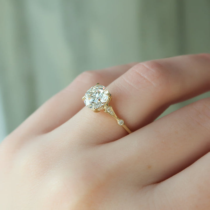 2.50CT Round Lab Grown F/VS1 Diamond Milgrain Pave Engagement Ring