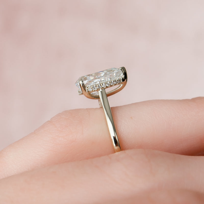 3.0CT Pear Lab Grown F/VVS1 Solitaire Diamond Engagement Ring