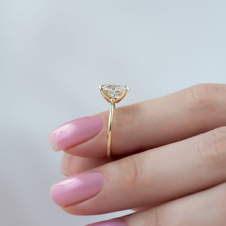 3.0CT Oval Lab Grown E/VVS2 Diamond Solitaire Engagement Ring