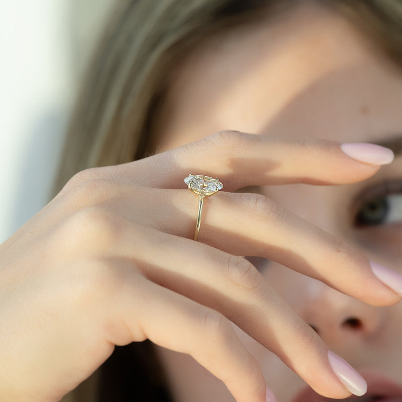 3.0CT Oval Lab Grown E/VVS2 Diamond Solitaire Engagement Ring