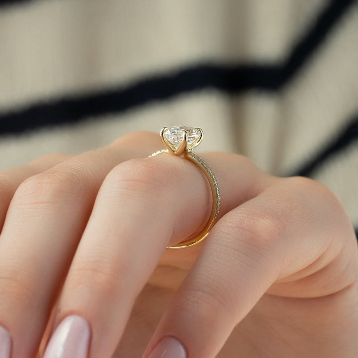 2.50CT Oval Lab Grown F/VS2 Diamond Pave Engagement Ring