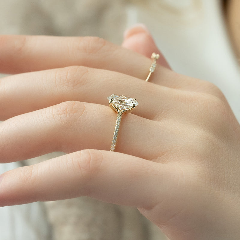 2.50CT Oval Lab Grown F/VS2 Diamond Pave Engagement Ring