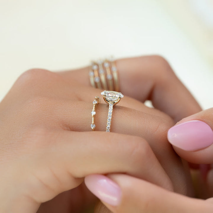 2.50CT Oval Lab Grown F/VS2 Diamond Pave Engagement Ring