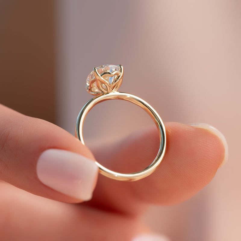 3.50CT Pear Lab Grown E/VVS1 Tulip Set Solitaire Diamond Engagement Ring