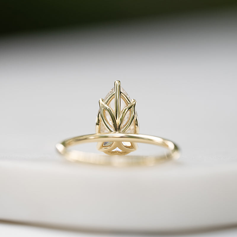 3.50CT Pear Lab Grown E/VVS1 Tulip Set Solitaire Diamond Engagement Ring