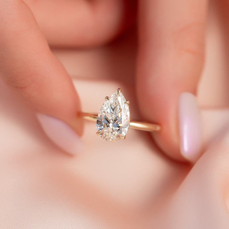 3.50CT Pear Lab Grown E/VVS1 Tulip Set Solitaire Diamond Engagement Ring