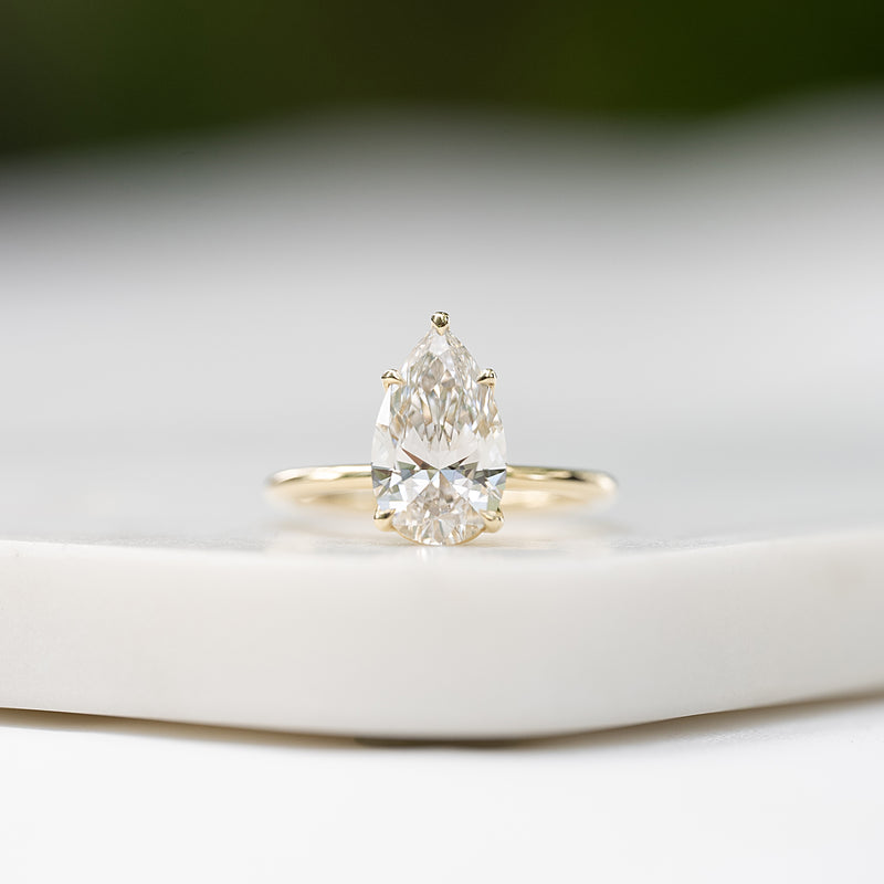 3.50CT Pear Lab Grown E/VVS1 Tulip Set Solitaire Diamond Engagement Ring