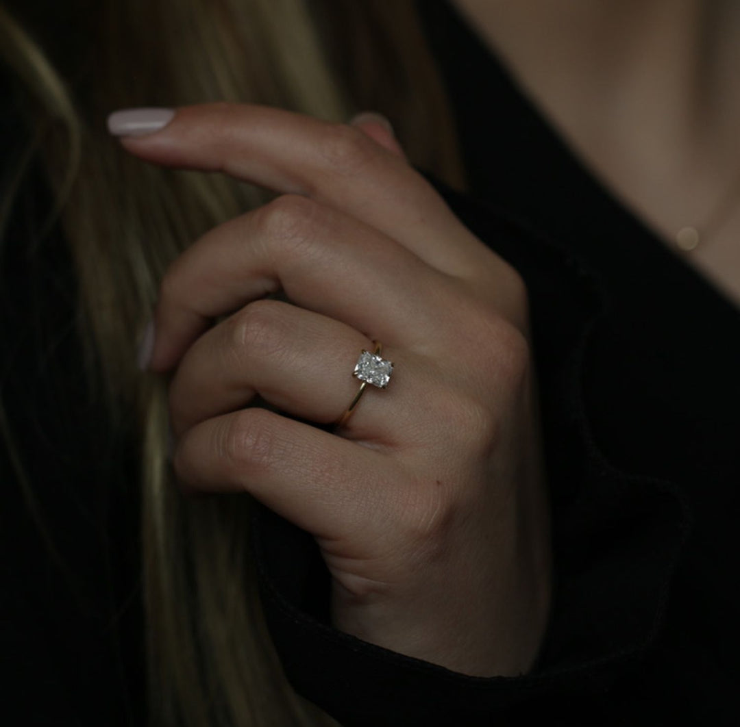 1-53-ct-radiant-solitaire-cvd-e-vvs2-diamond-engagement-ring