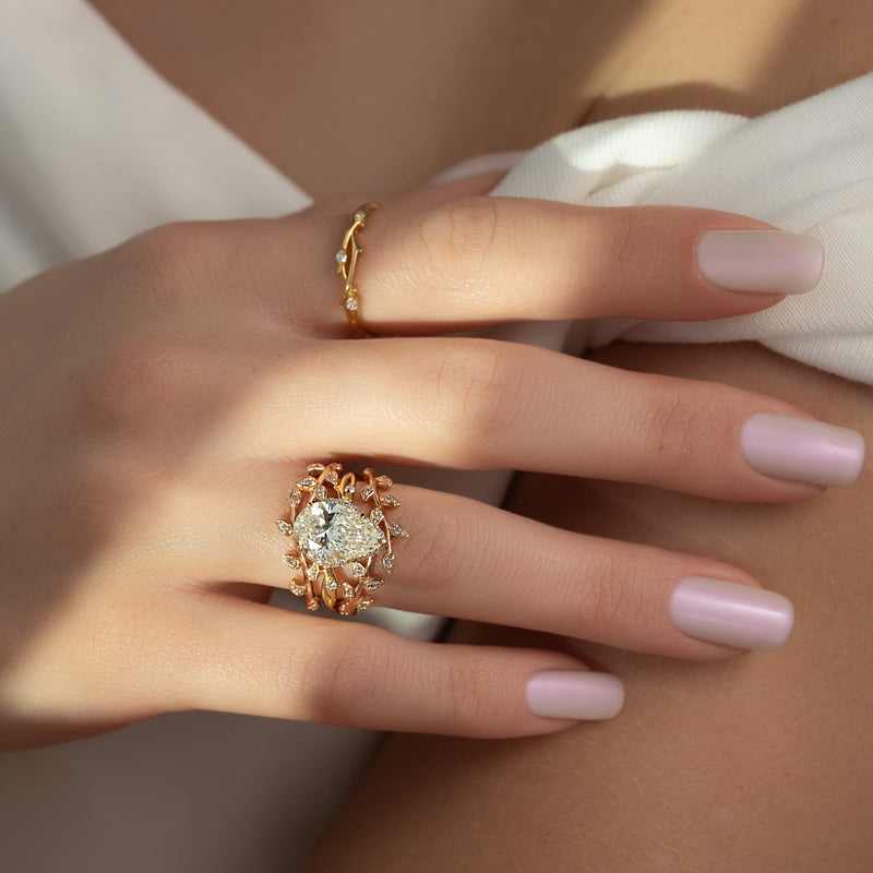 2.0CT Pear Lab Grown E/VS1 Unique Nature Inspired Diamond Engagement Ring