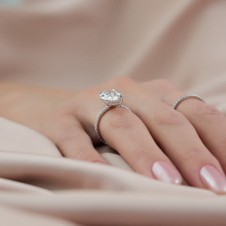 2.50CT Oval Lab Grown F/VS2 Diamond Hidden Halo Engagement Ring